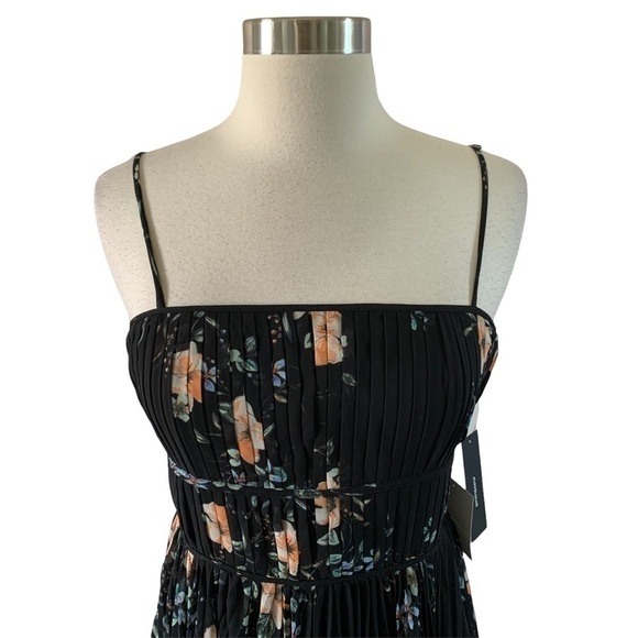 Lulu’s New With Tags Flowering Romance Black Floral Print Pleated Maxi Dress - Picture 6 of 16